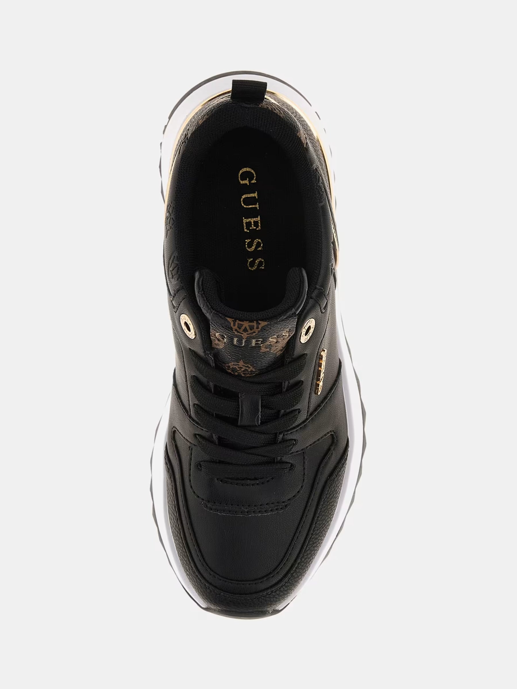 Detalles del logotipo de la zapatilla Kaddy