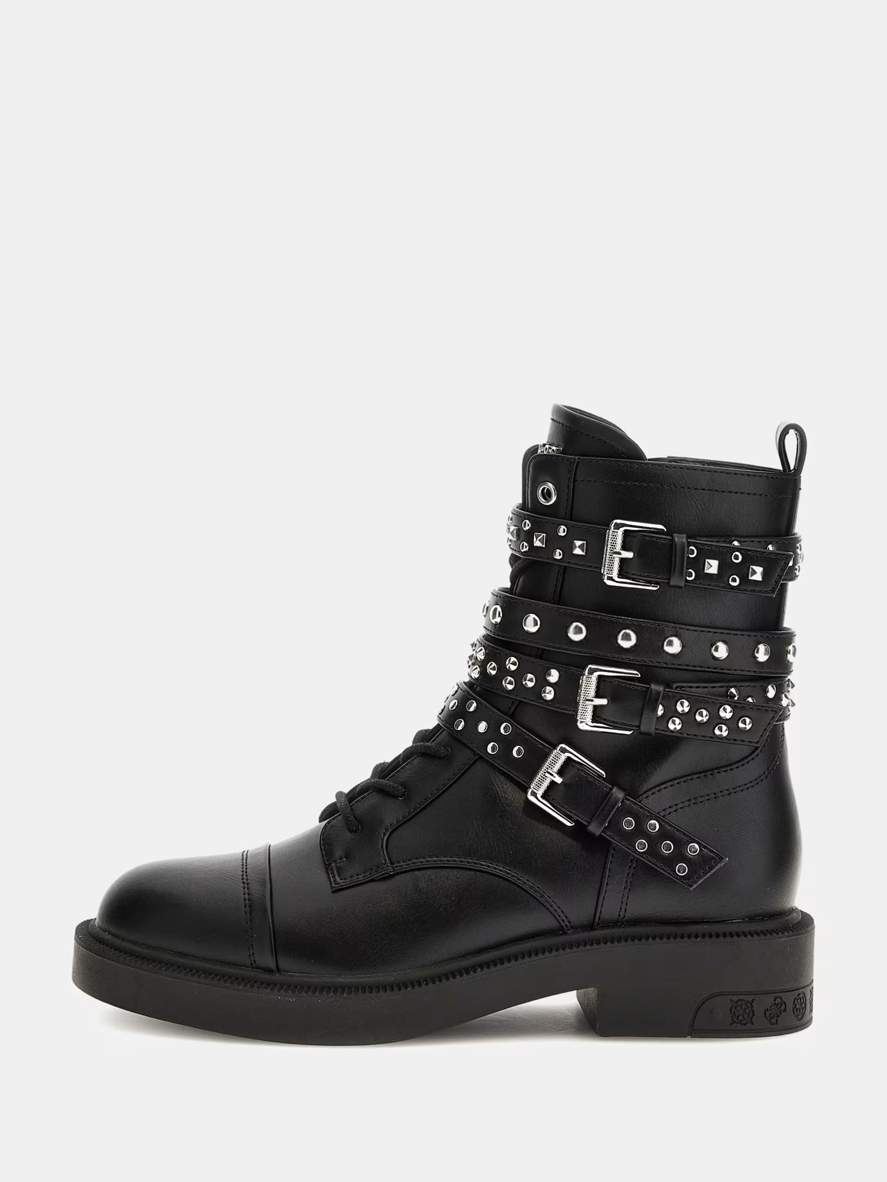 Bota de combate con tachuelas Fynal
