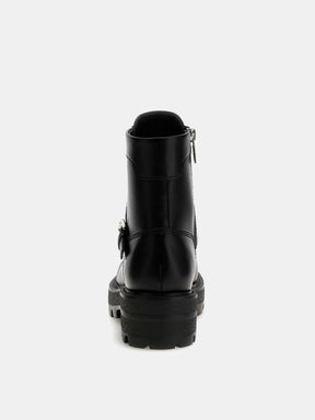Bota de combate con logotipo de Yanzy
