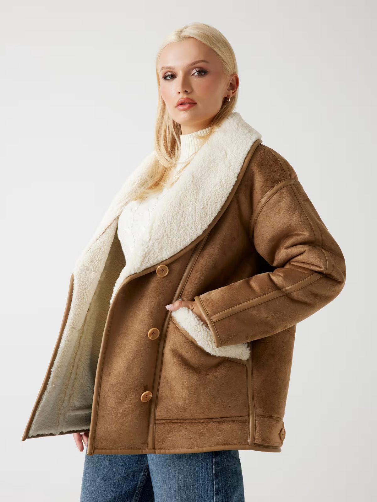 Chaqueta de piel sintética