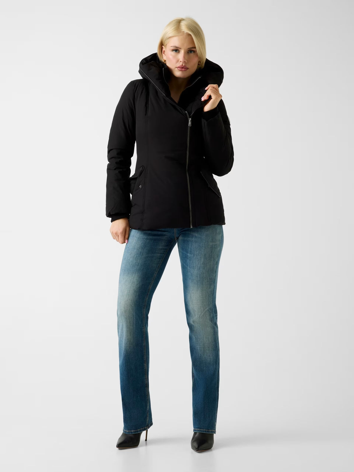 Chaqueta acolchada con capucha
