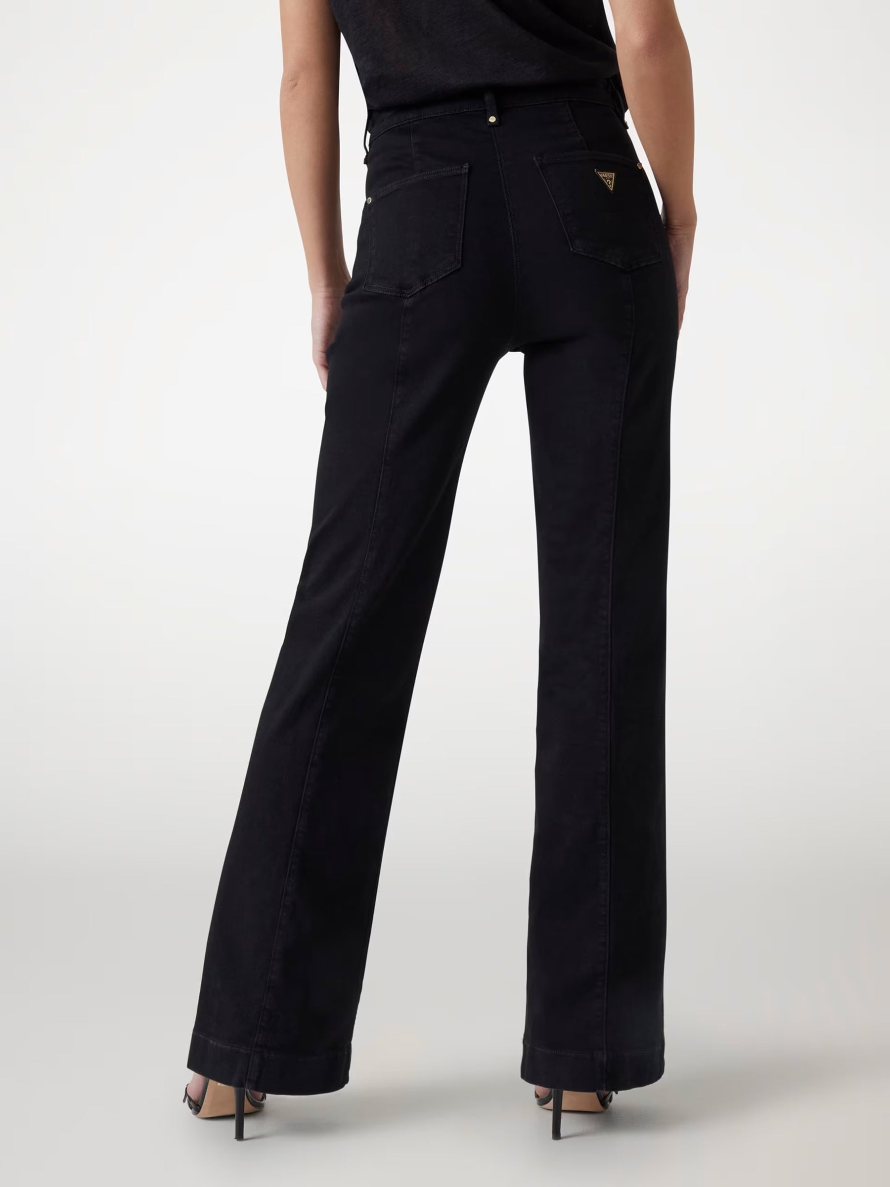Nuevos jeans chinos Faye